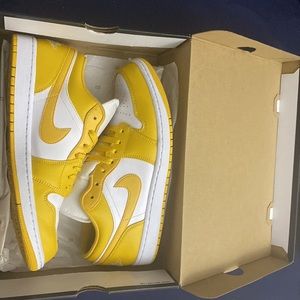 Jordan 1 low pollen